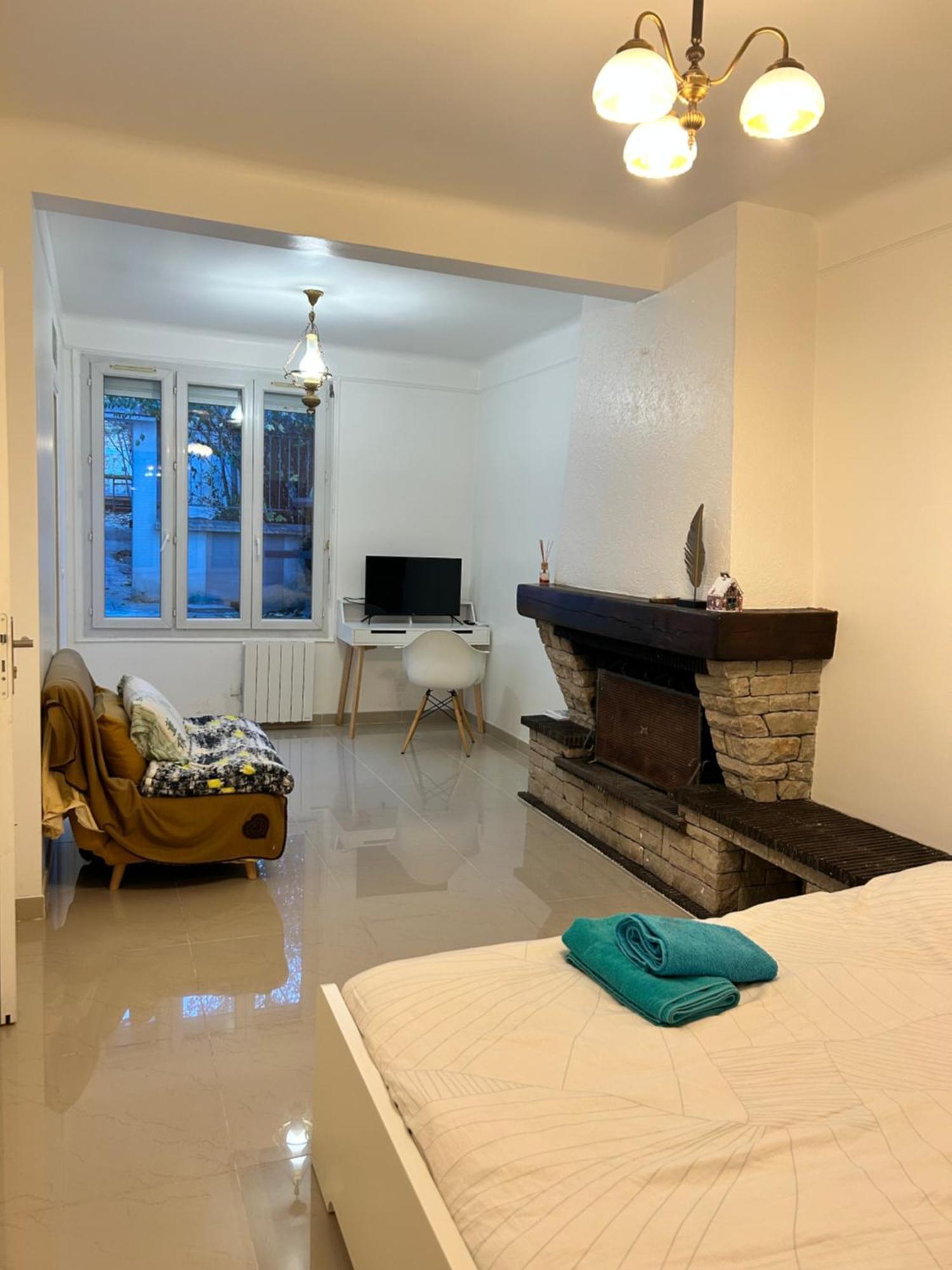 Grand Logement Centre Ville Massy Massy  Luaran gambar